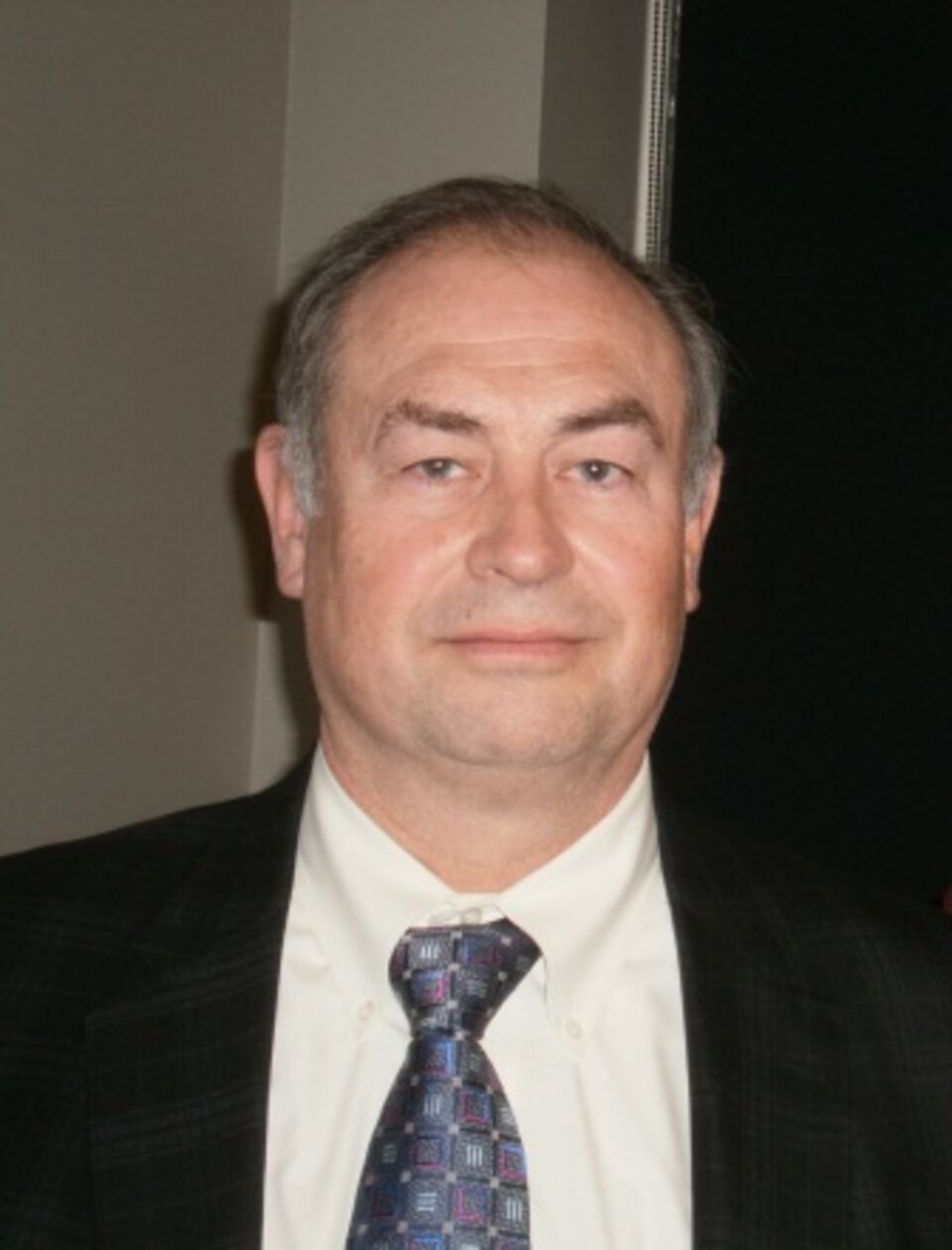 Robert Bowen Headshot